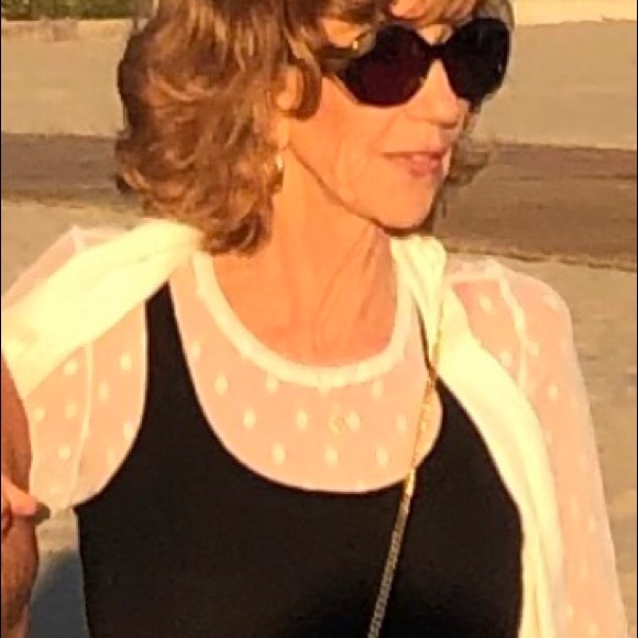 Meet your Posher, Janet - Picture 1 of 1